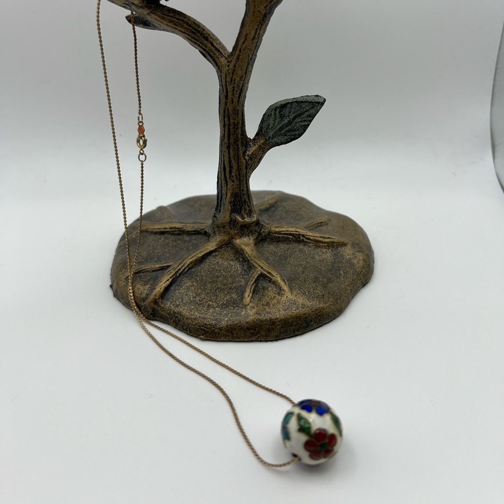 Floral Pendant Necklace with 17” 1/20 12k Gold Chain